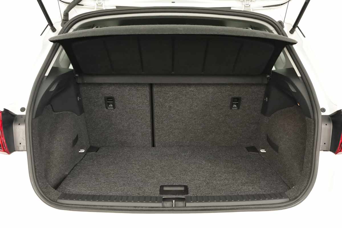 seat-arona-2023-gasolina-999cc