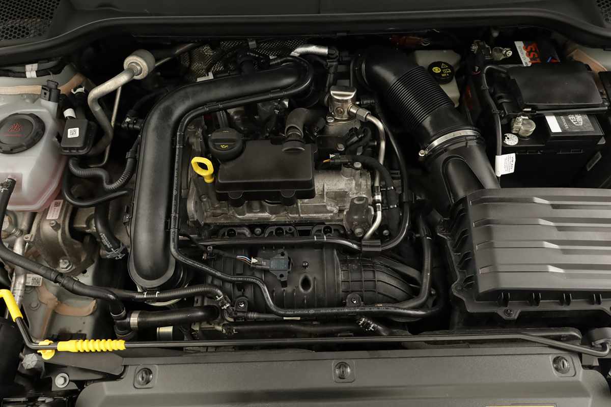 seat-arona-2023-gasolina-999cc