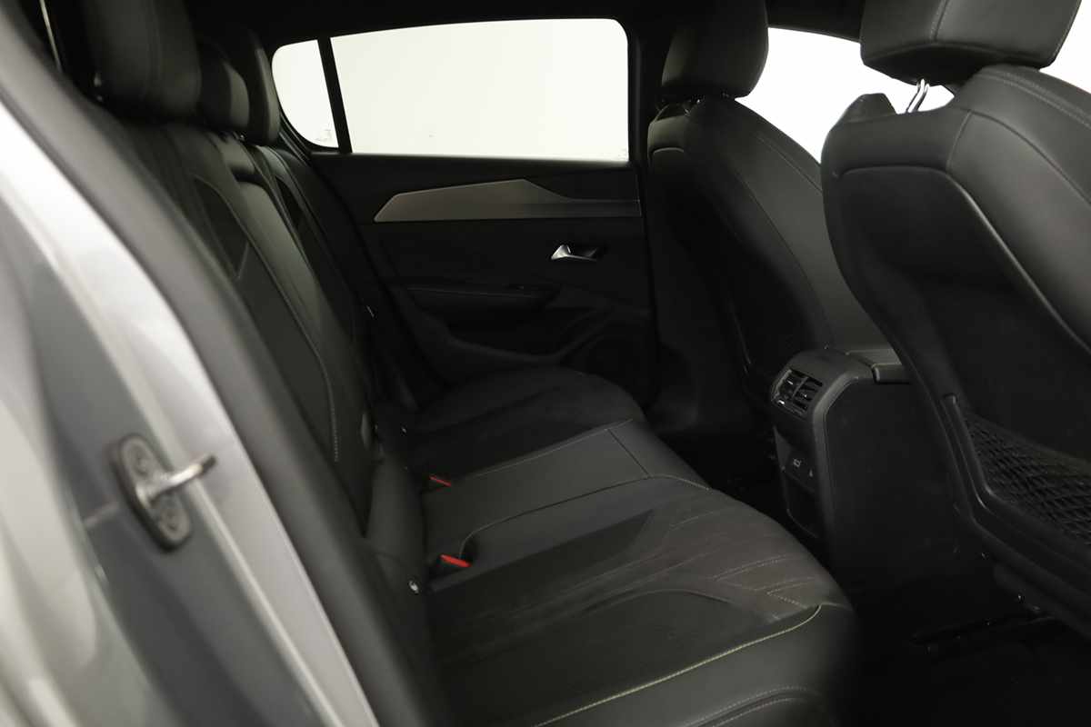 peugeot-308-2024-gasolina-1199cc