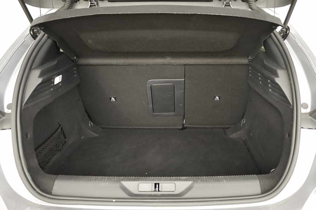 peugeot-308-2024-gasolina-1199cc