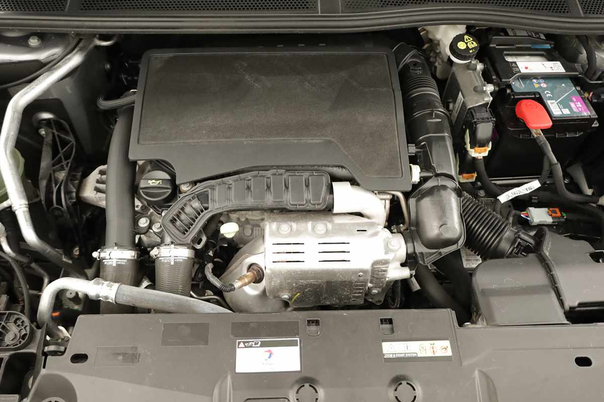 peugeot-308-2024-gasolina-1199cc