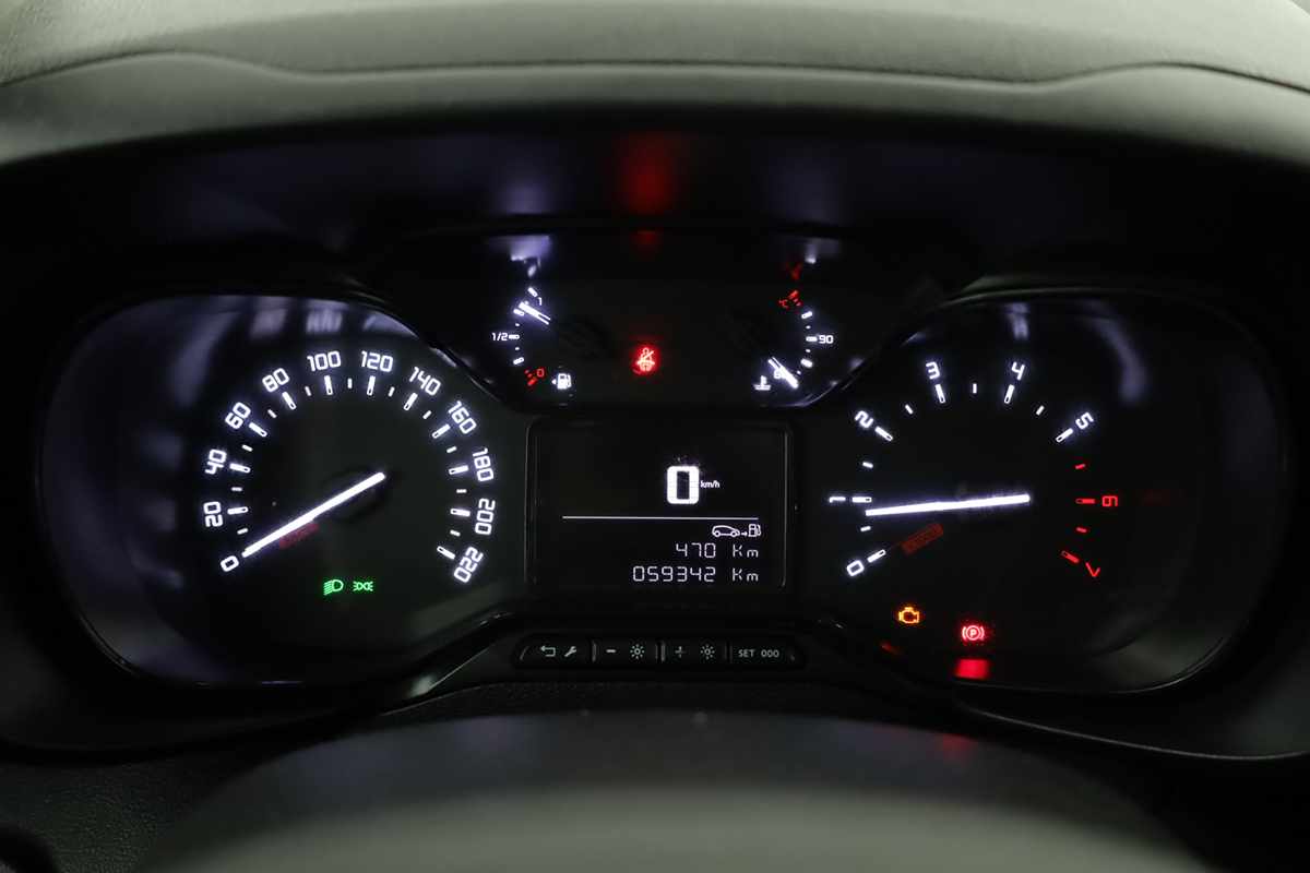 citroen-berlingo-2024-diesel-1499cc