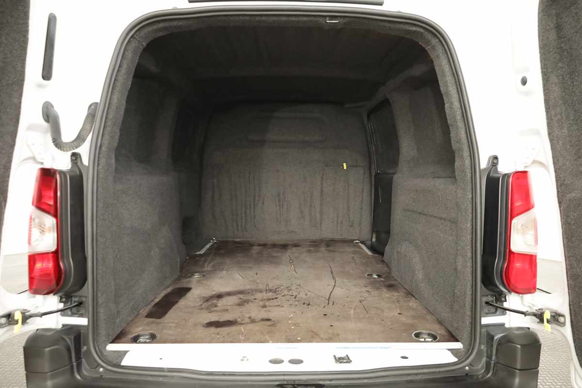 citroen-berlingo-2024-diesel-1499cc