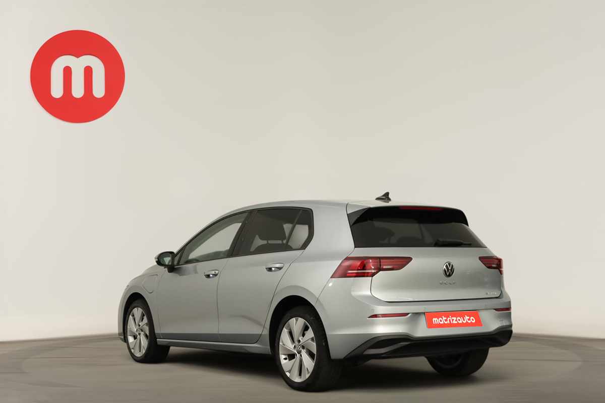 volkswagen-golf-2025-hibrido-a-gasolina-1498cc