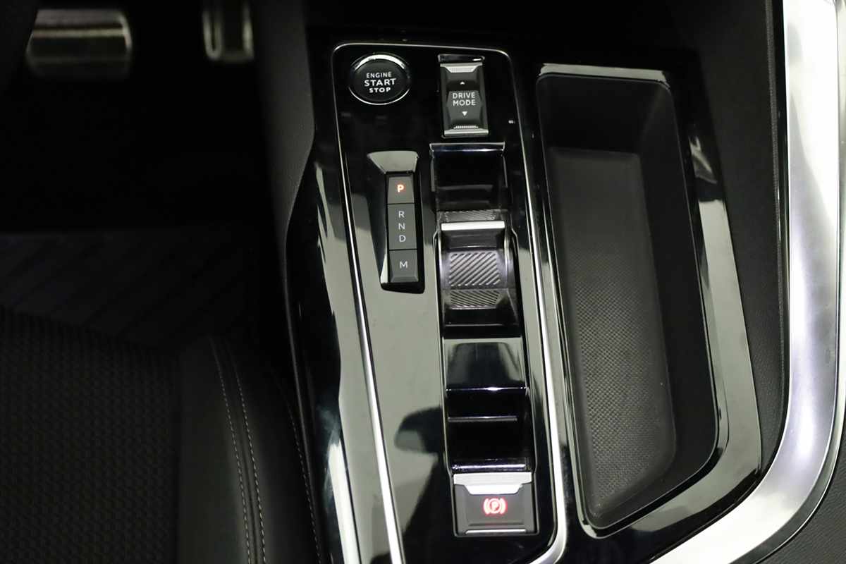 peugeot-3008-2024-gasolina-1199cc
