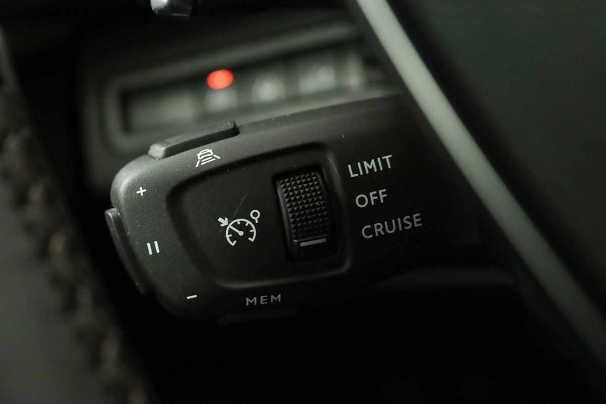 peugeot-3008-2024-gasolina-1199cc