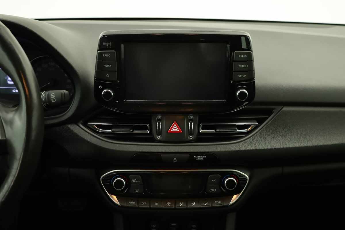 hyundai-i30-sw-2024-gasolina-998cc