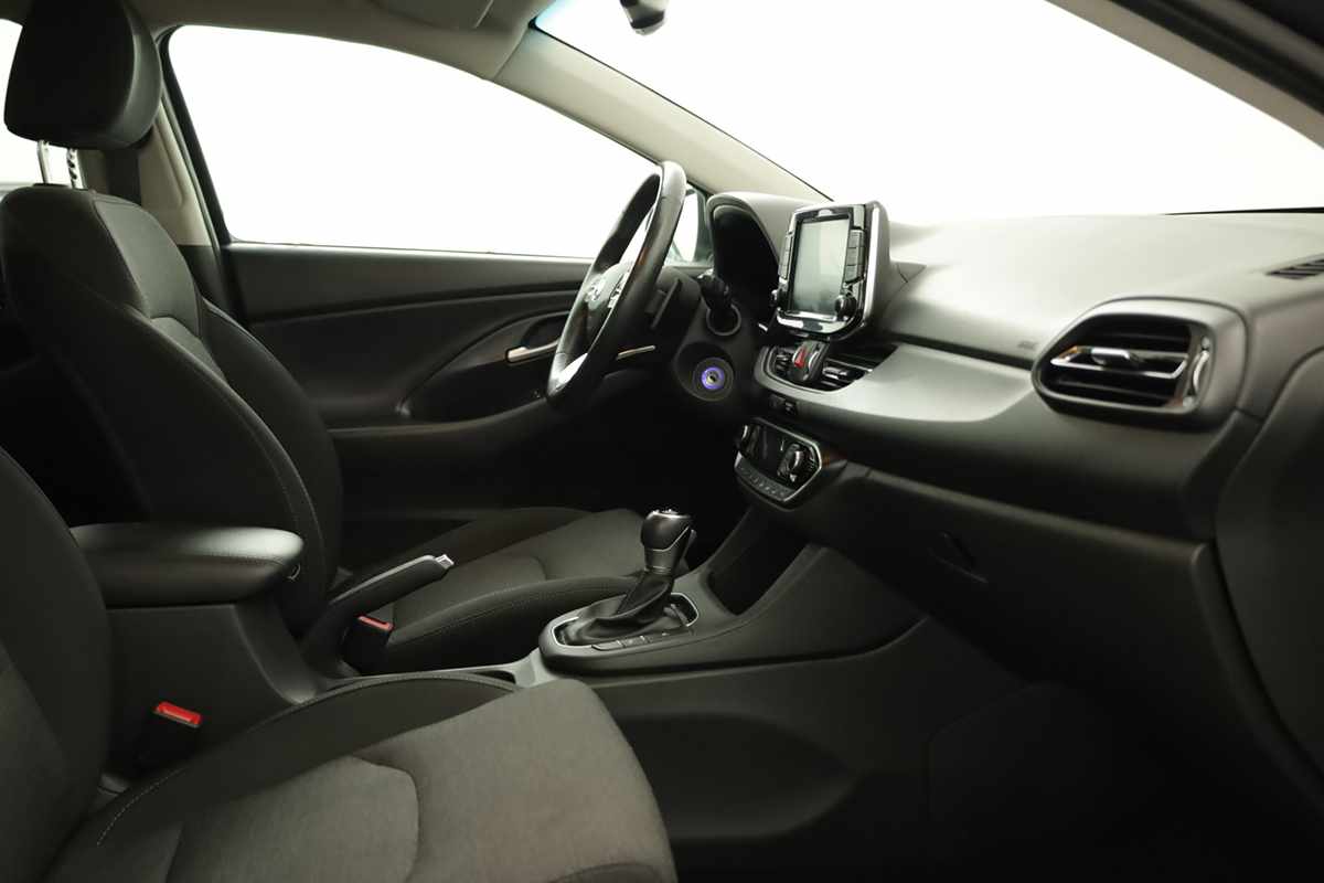 hyundai-i30-sw-2024-gasolina-998cc
