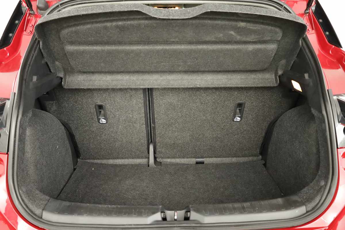 nissan-micra-2023-gasolina-999cc