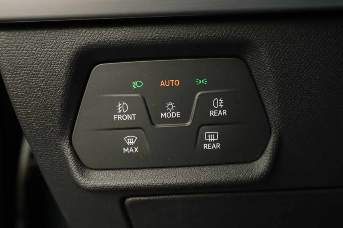 seat-leon-st-2025-hibrido-a-gasolina-1498cc