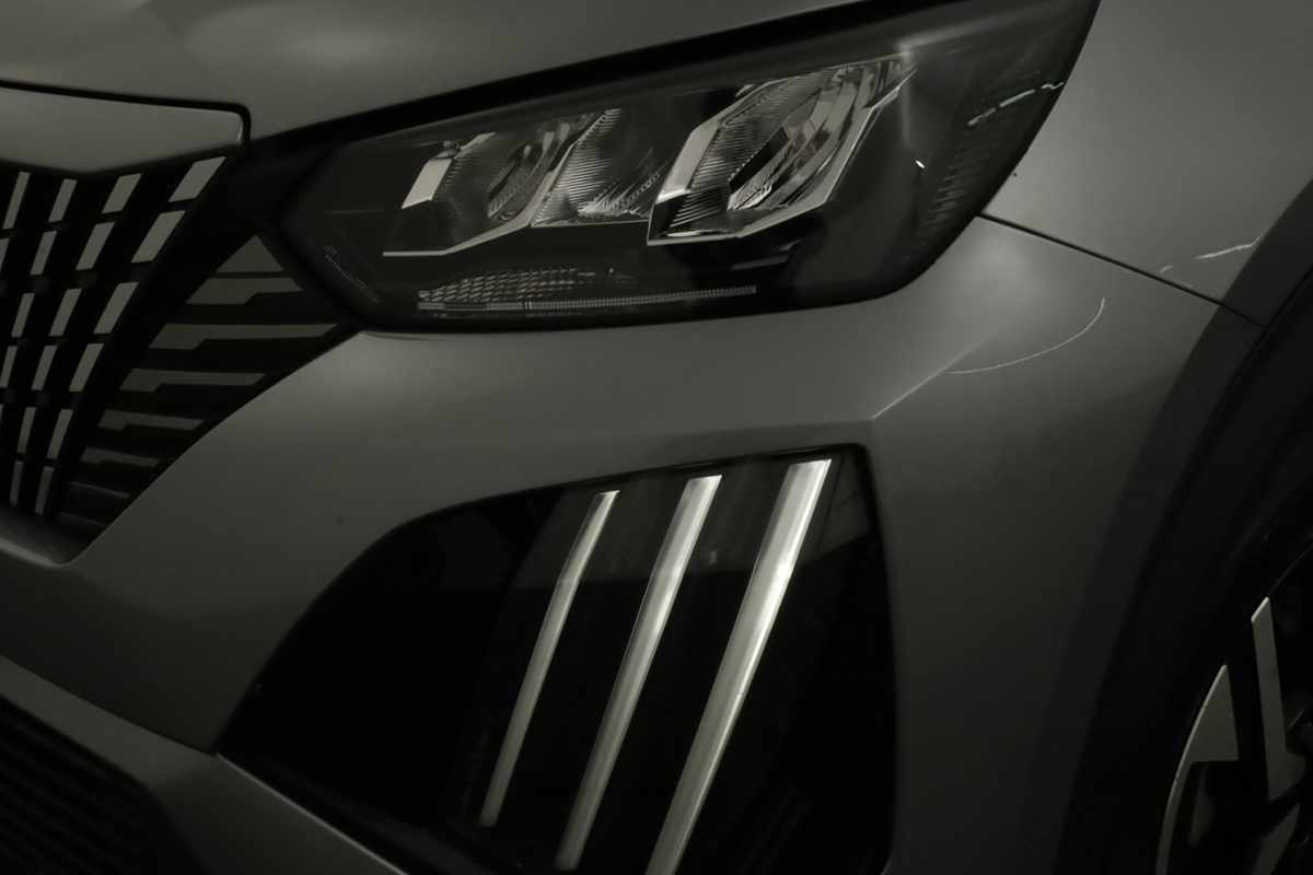 peugeot-2008-2024-gasolina-1199cc