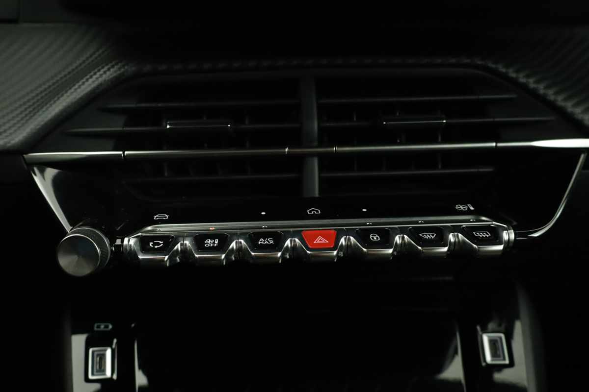 peugeot-2008-2024-gasolina-1199cc
