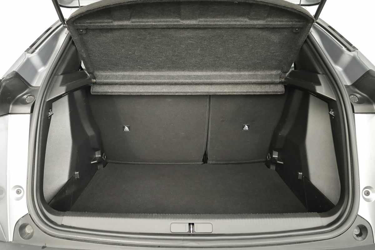 peugeot-2008-2024-gasolina-1199cc