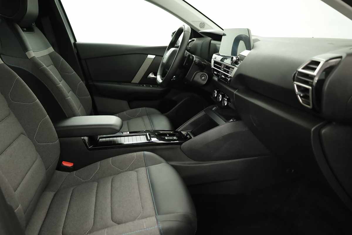 citroen-c4-2024-gasolina-1199cc