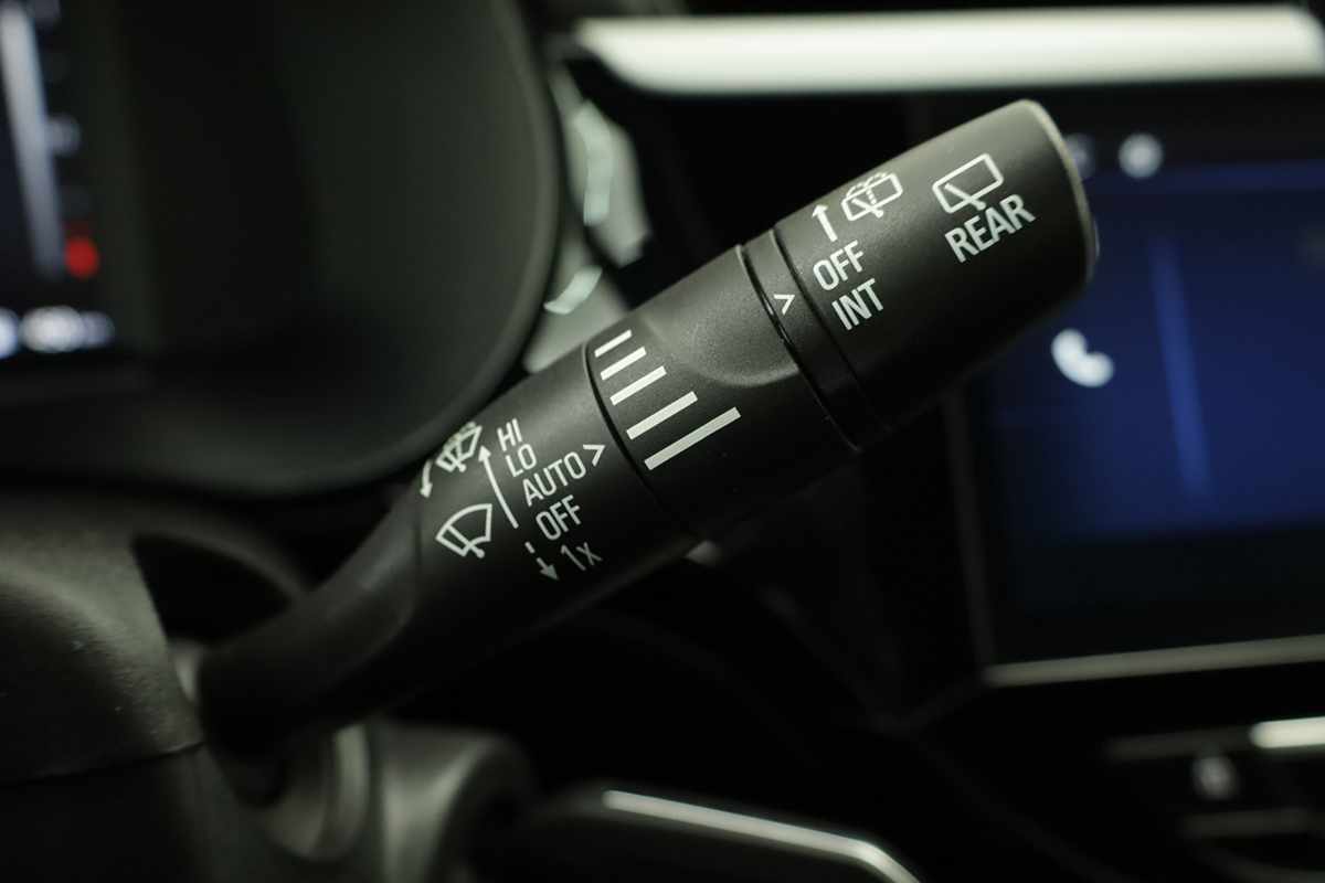 opel-corsa-2025-gasolina-1199cc