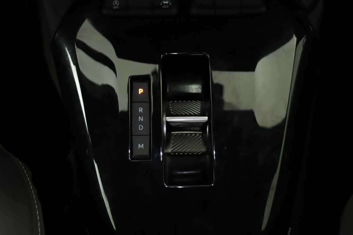 opel-corsa-2025-gasolina-1199cc