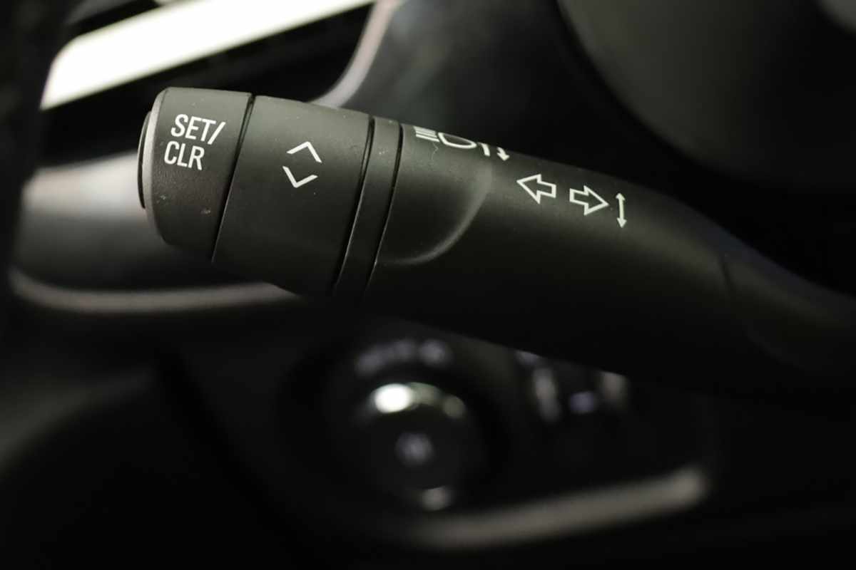 opel-corsa-2025-gasolina-1199cc