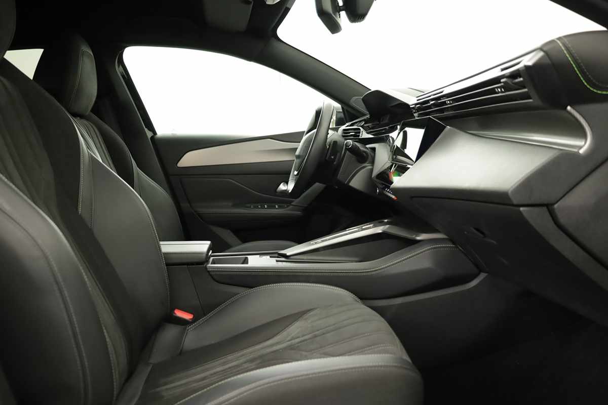 peugeot-308-2024-gasolina-1199cc