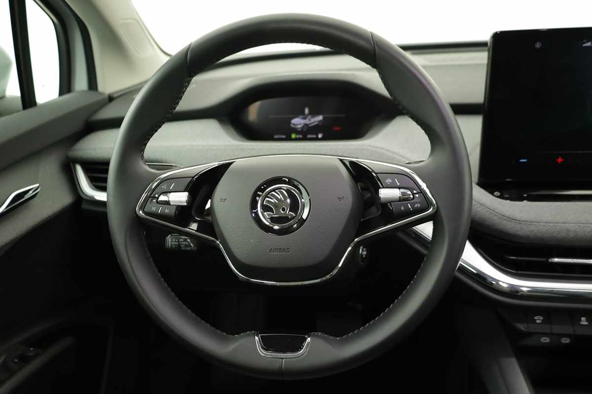 skoda-enyaq-2023-eletrico-0cc