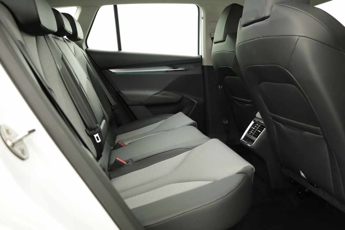 skoda-enyaq-2023-eletrico-0cc