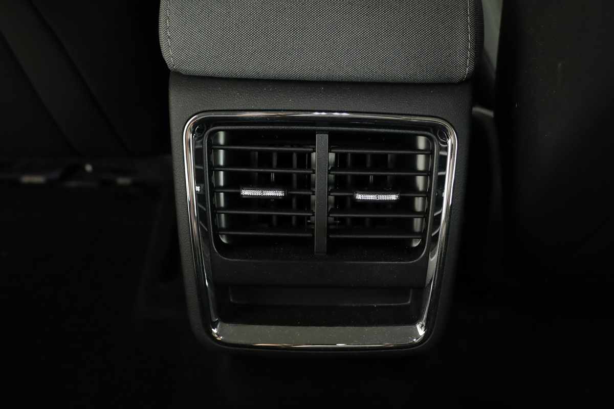 skoda-enyaq-2023-eletrico-0cc