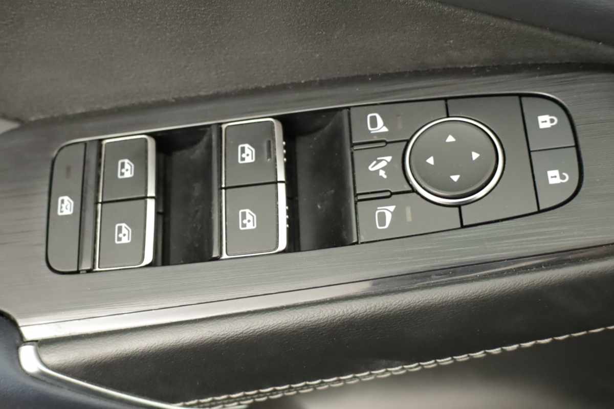 nissan-qashqai-2023-gasolina-1497cc