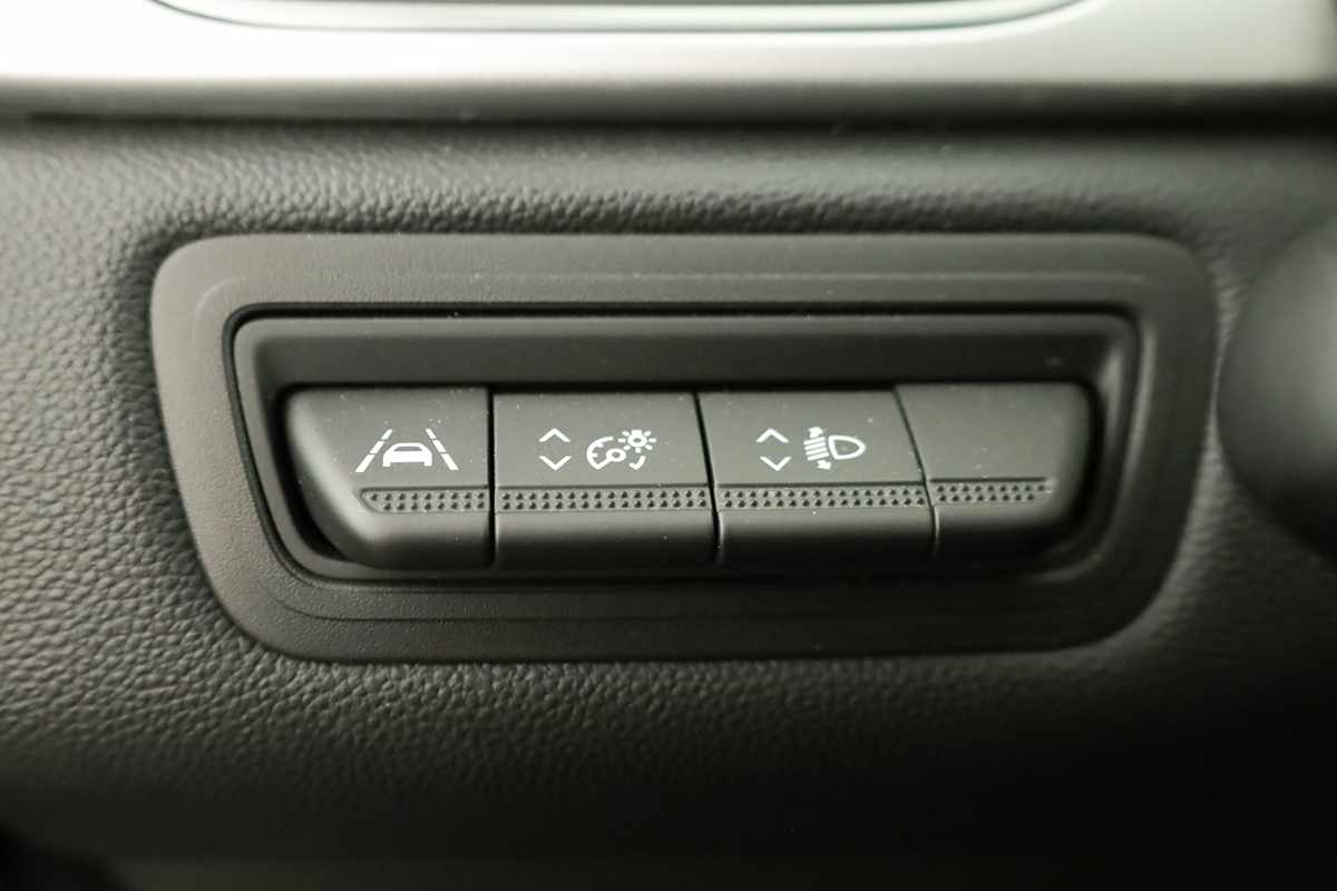 renault-captur-2024-gpl-999cc