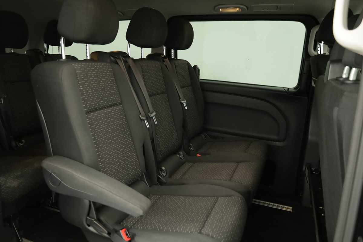 mercedes-benz-vito-tourer-2023-diesel-1950cc