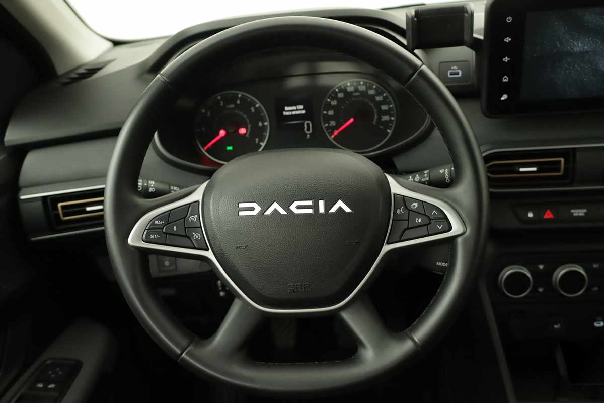 dacia-sandero-2025-gasolina-999cc
