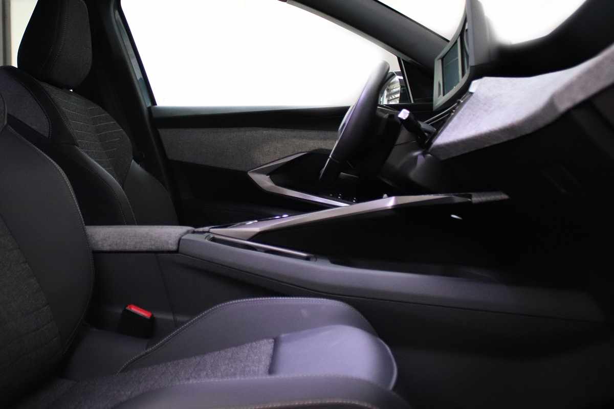 peugeot-3008-2025-gasolina-1199cc