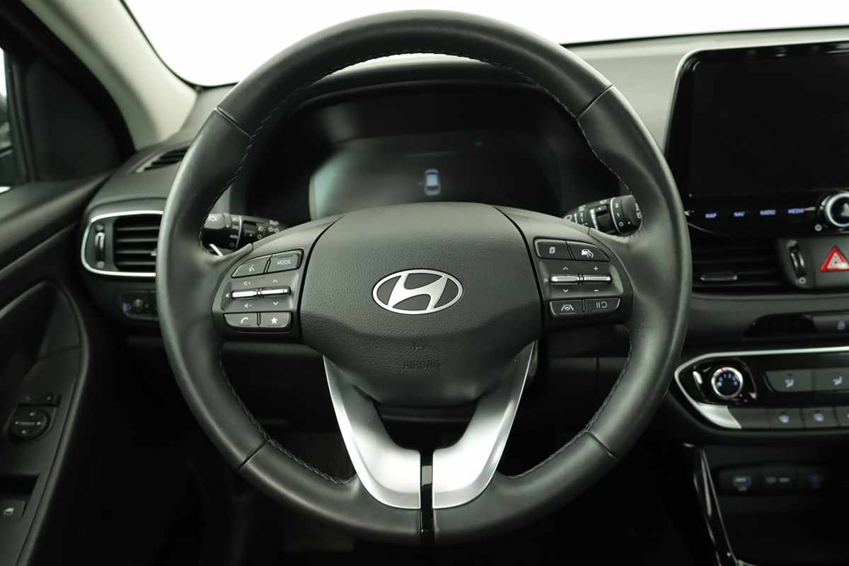 hyundai-i30-2025-gasolina-998cc