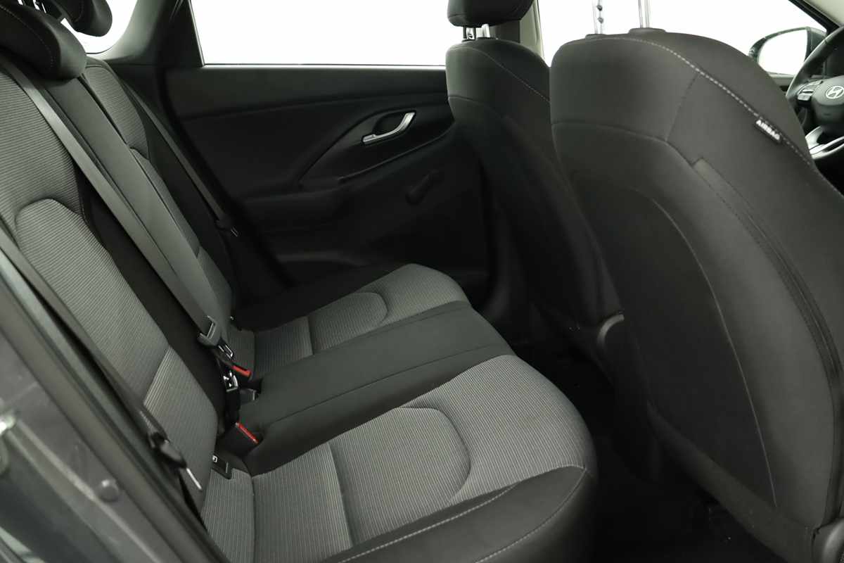 hyundai-i30-2025-gasolina-998cc