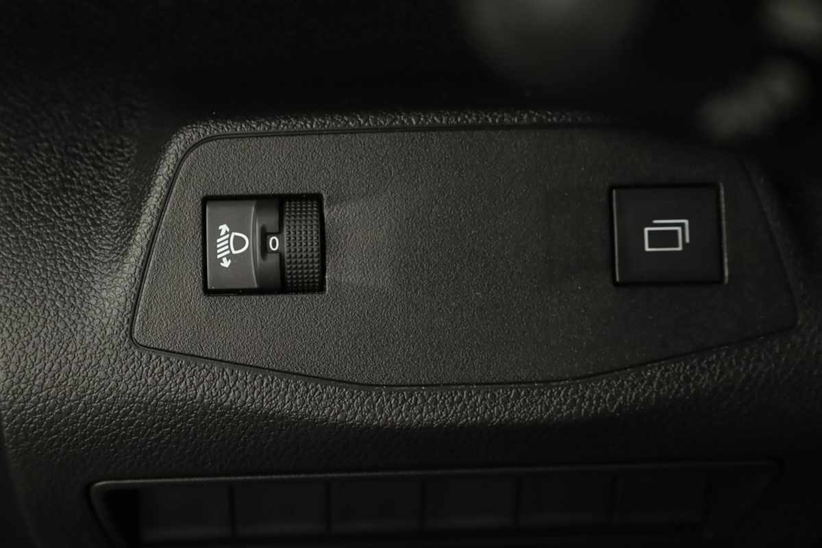 peugeot-partner-2024-diesel-1499cc
