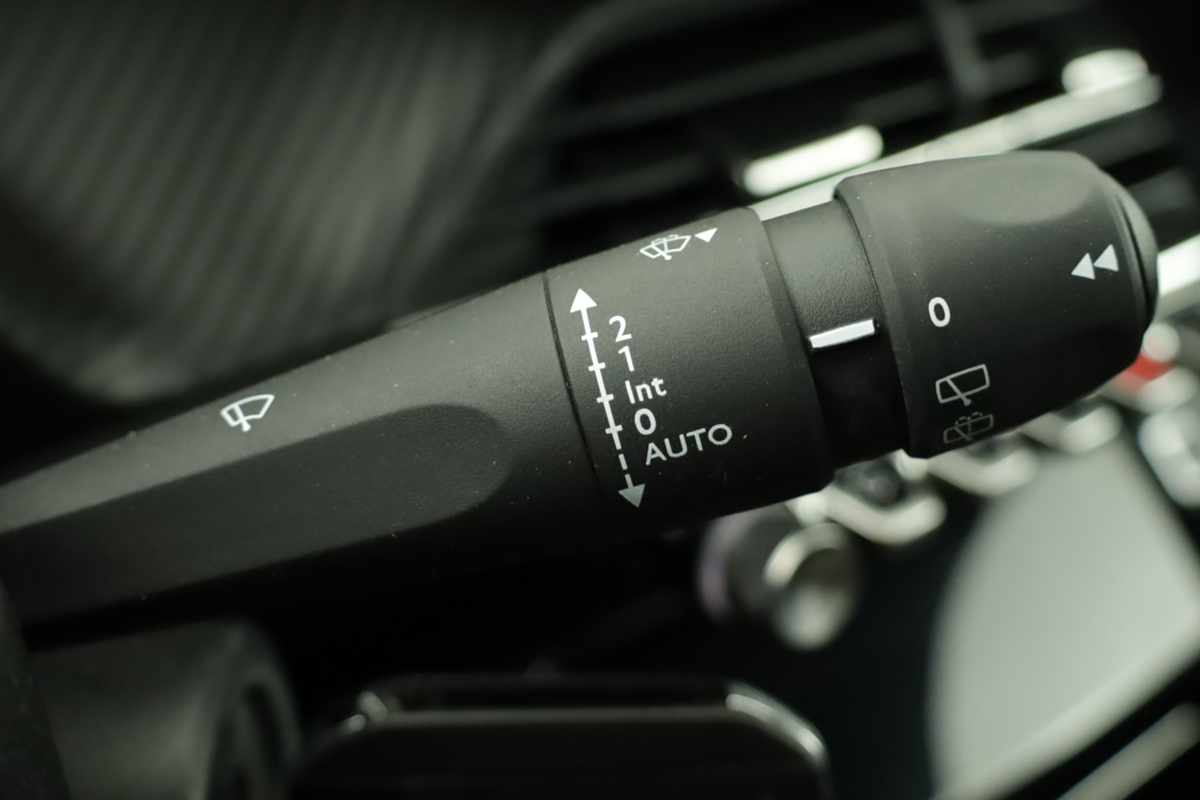 peugeot-2008-2024-gasolina-1199cc