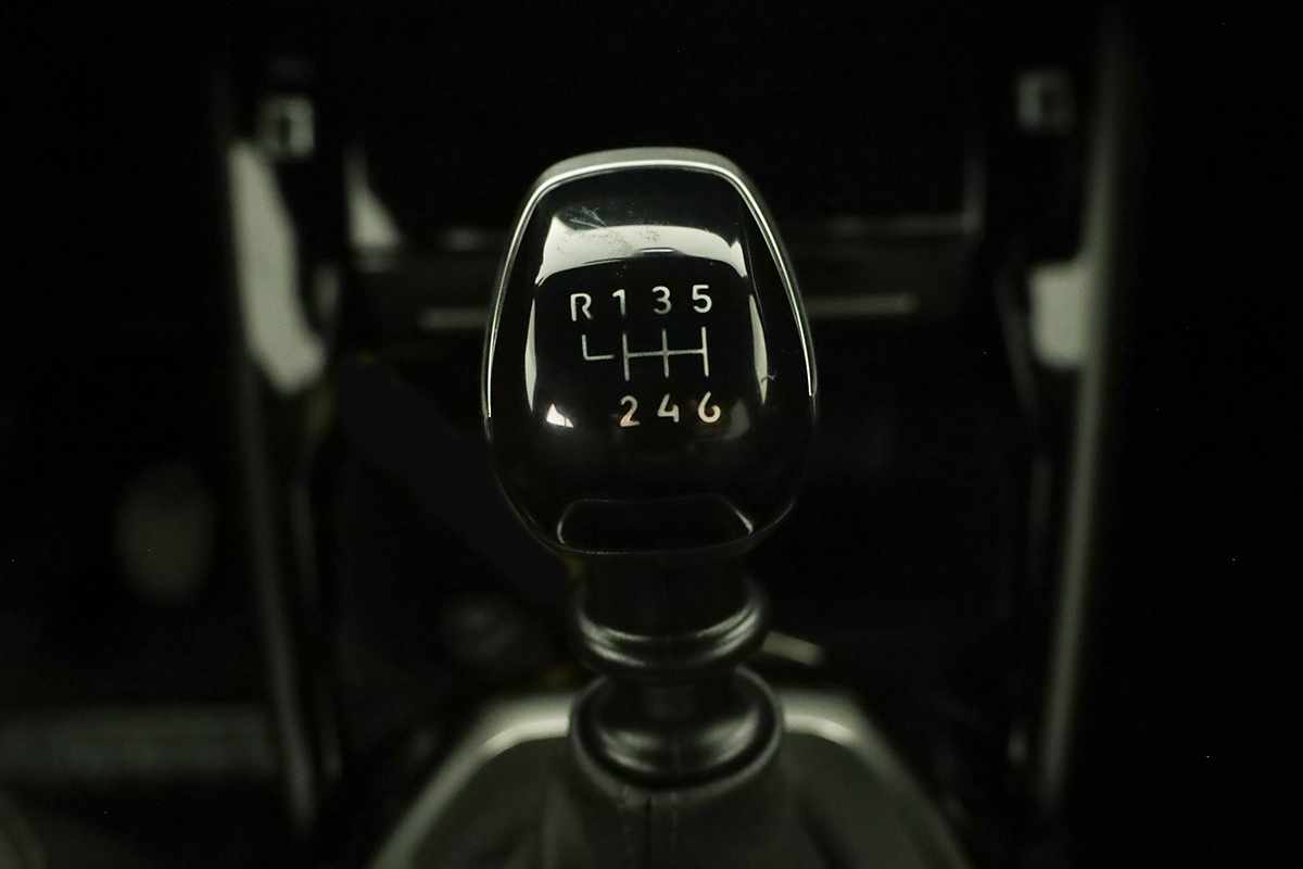 peugeot-2008-2024-gasolina-1199cc