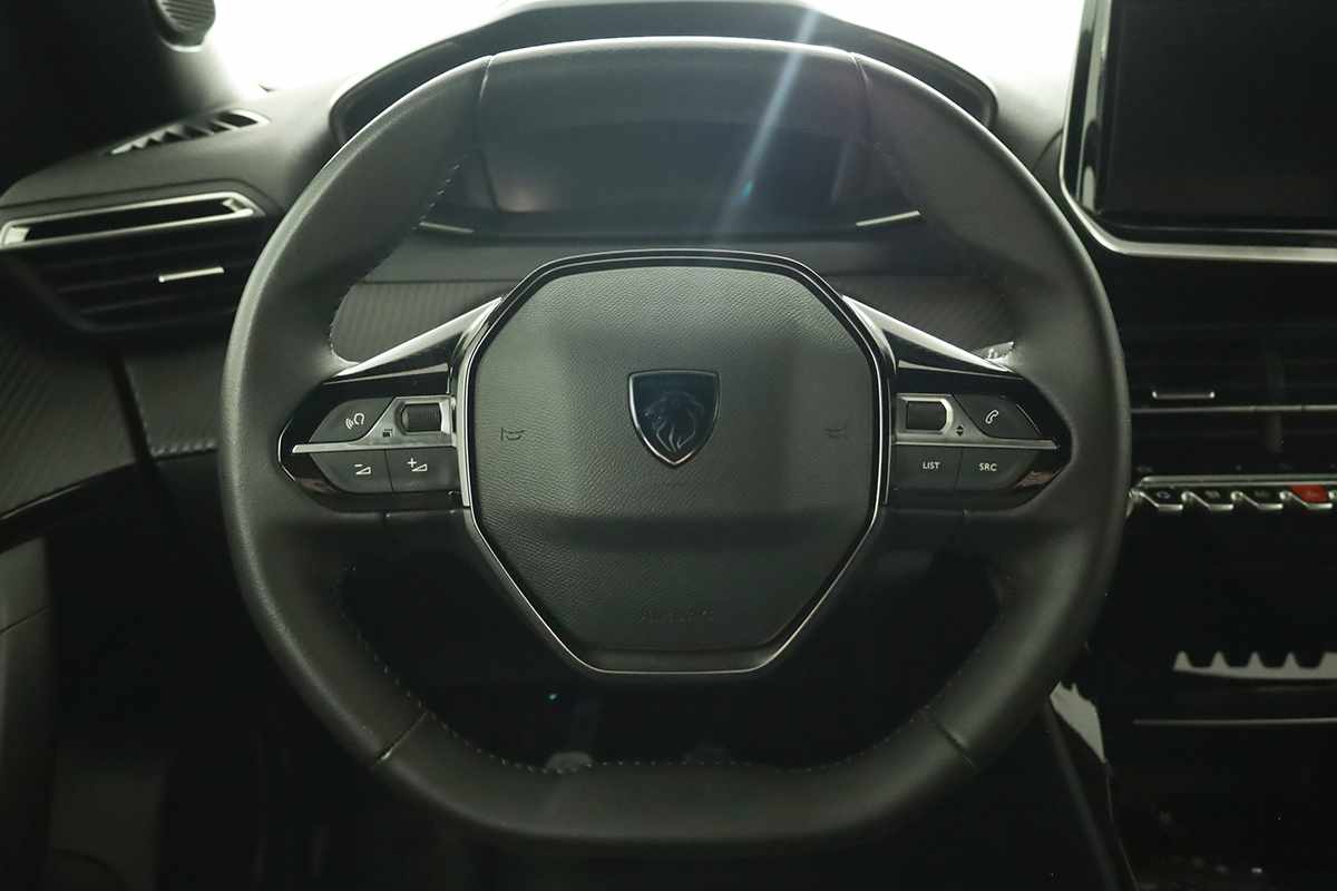 peugeot-2008-2024-gasolina-1199cc