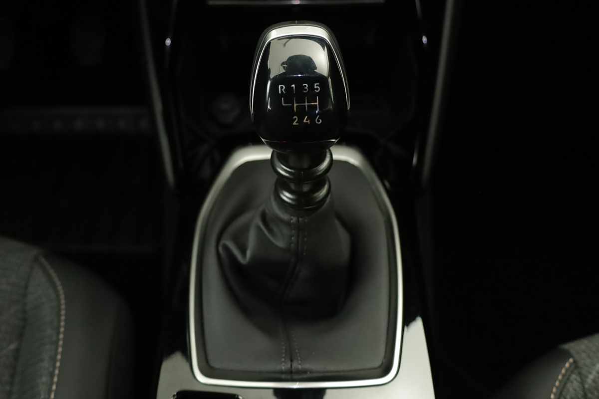 peugeot-2008-2025-gasolina-1199cc
