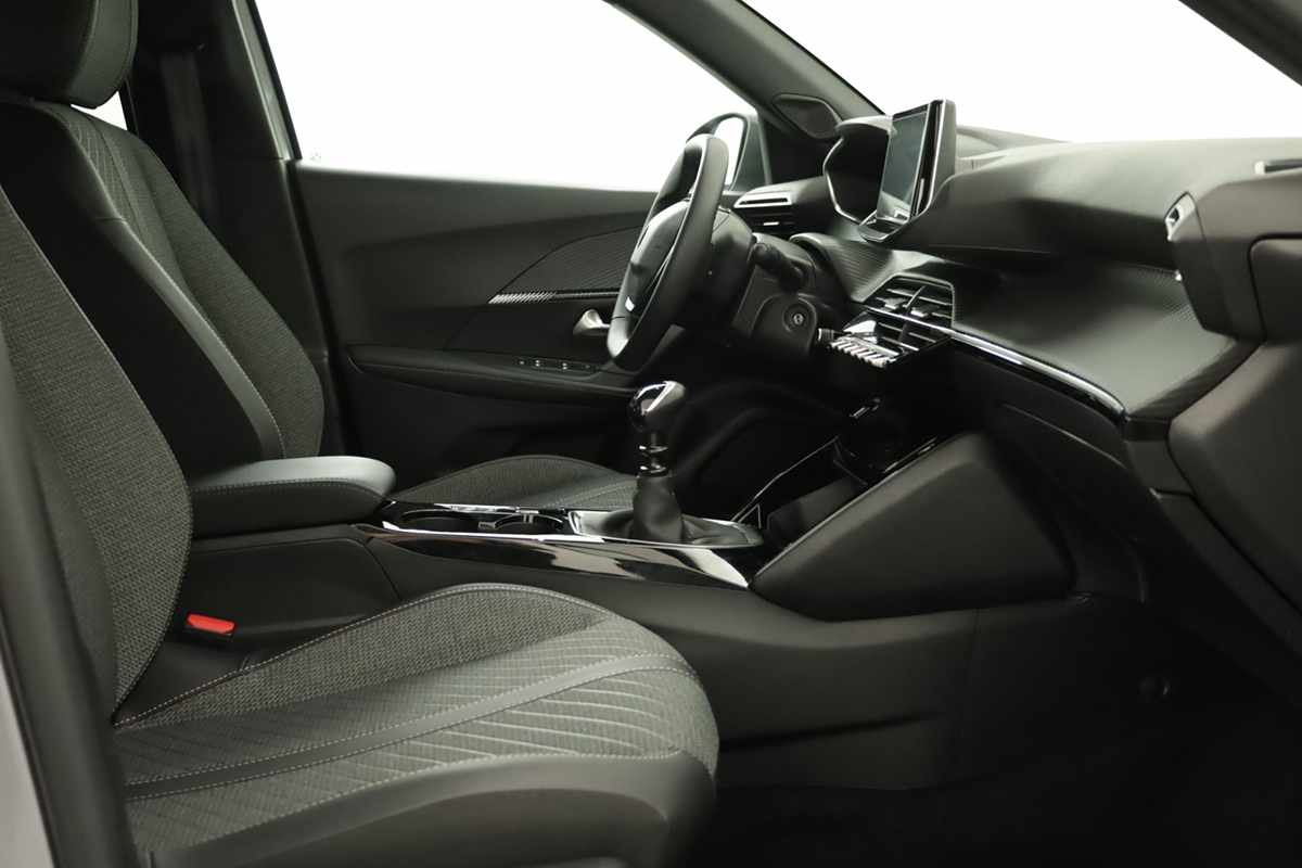 peugeot-2008-2025-gasolina-1199cc
