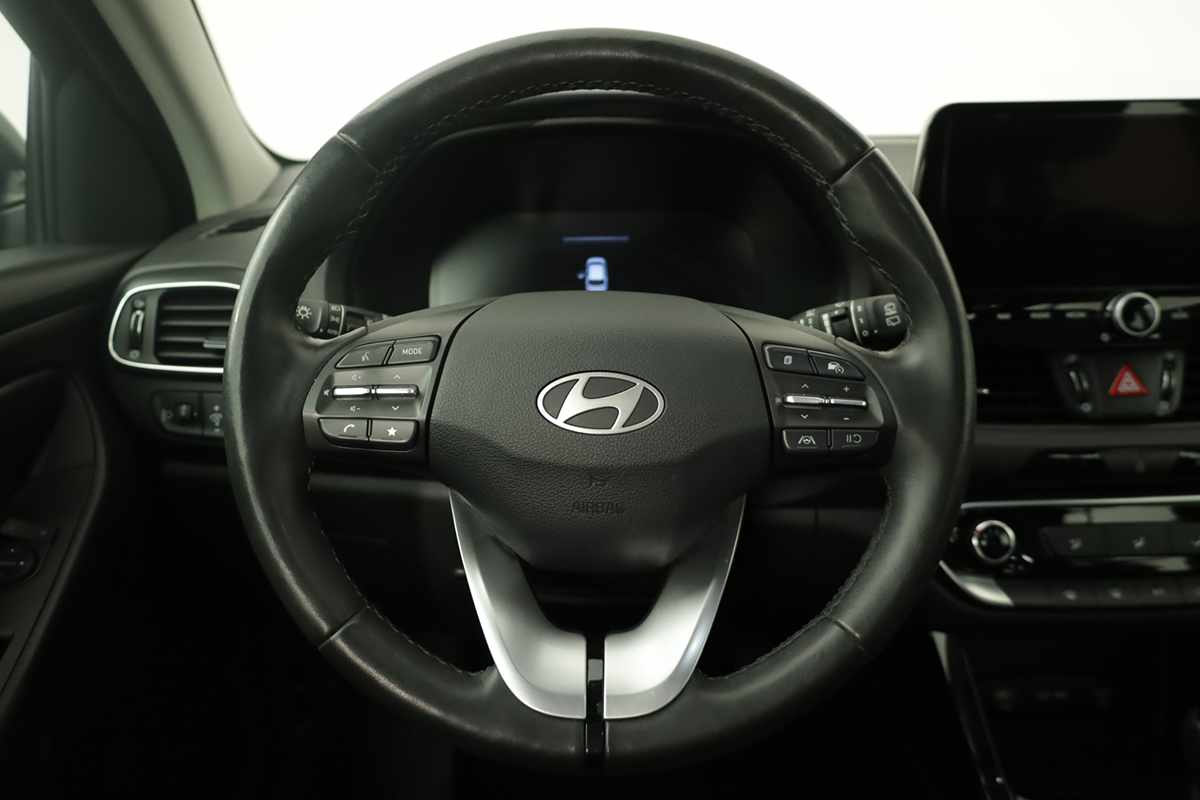 hyundai-i30-2025-gasolina-998cc