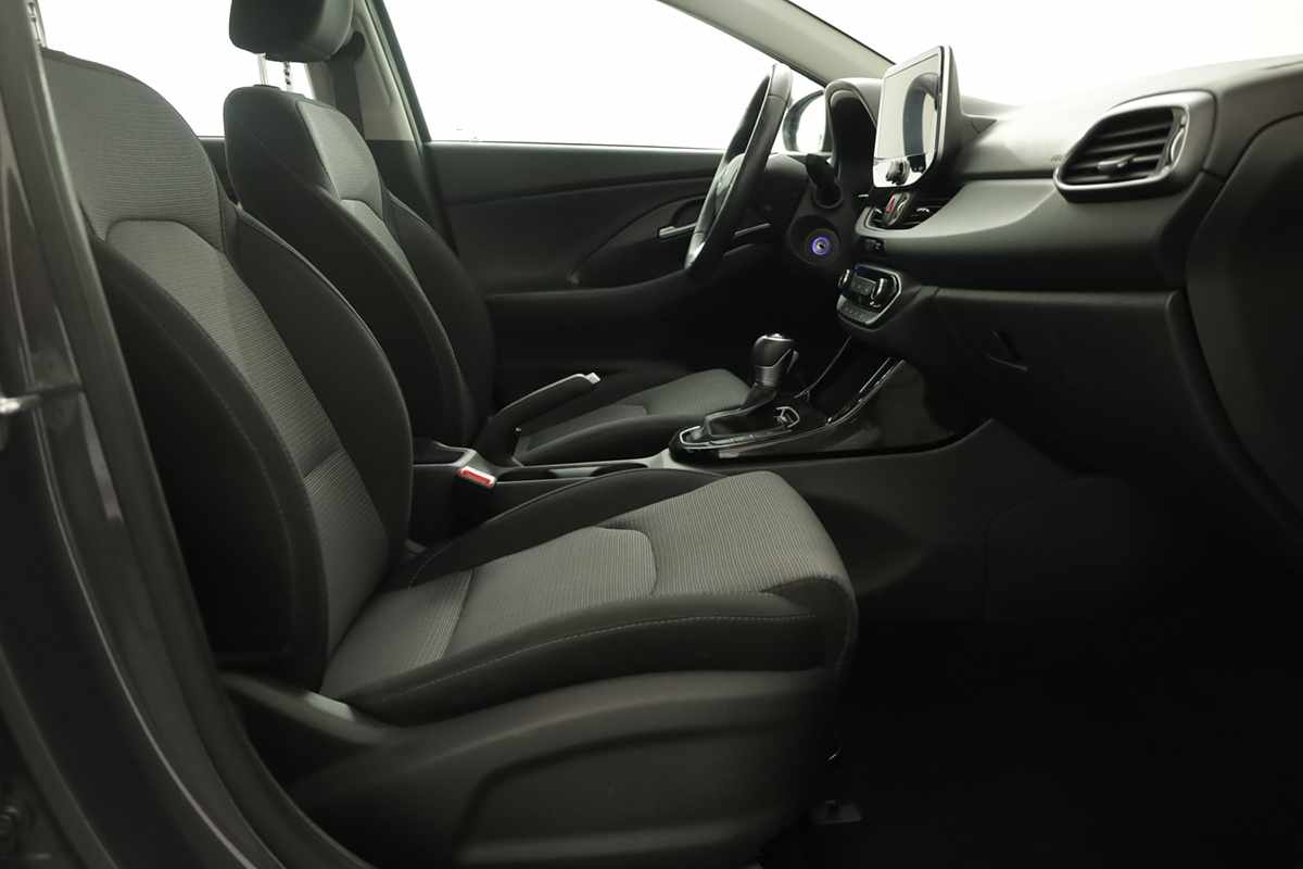 hyundai-i30-2025-gasolina-998cc