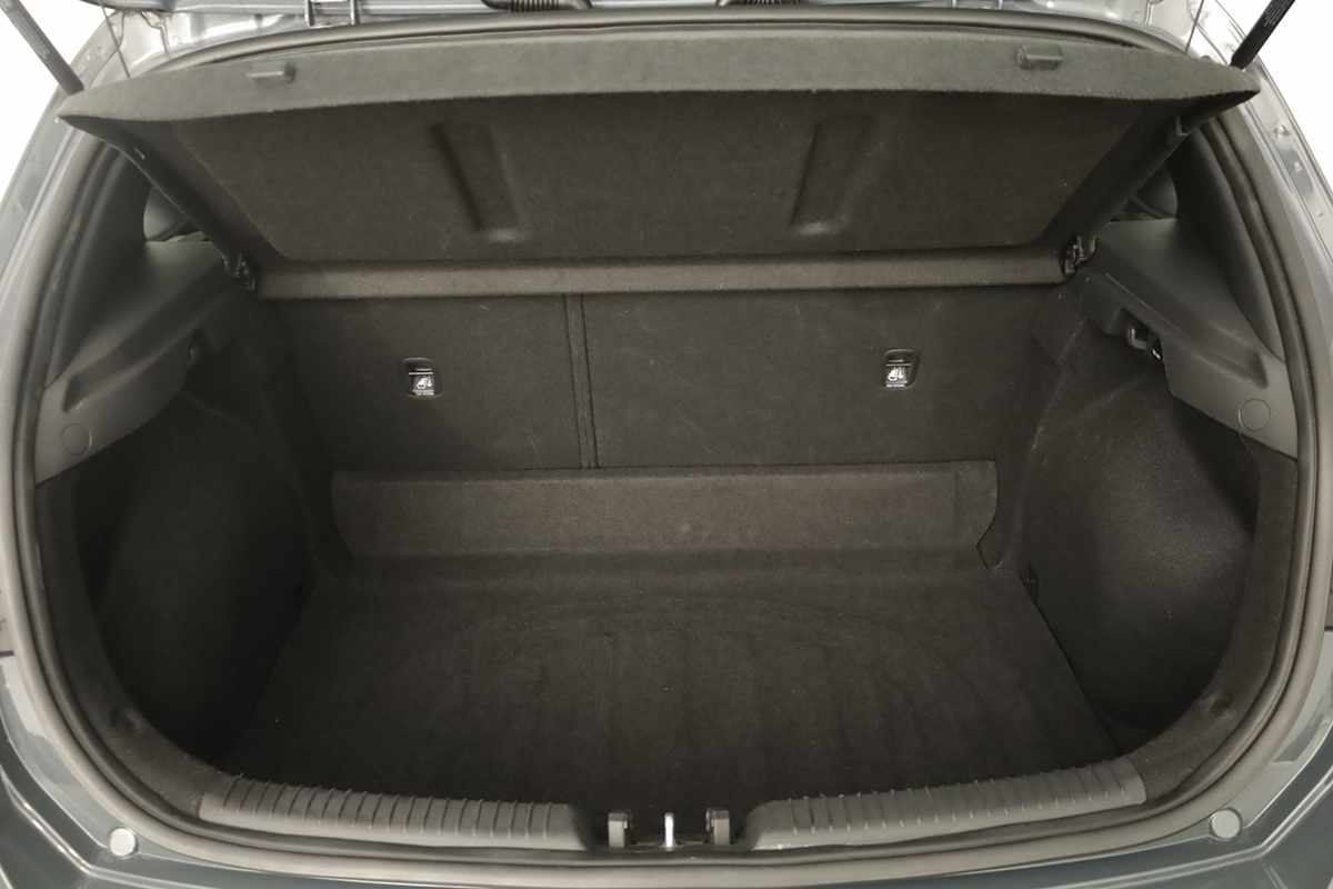 hyundai-i30-2025-gasolina-998cc