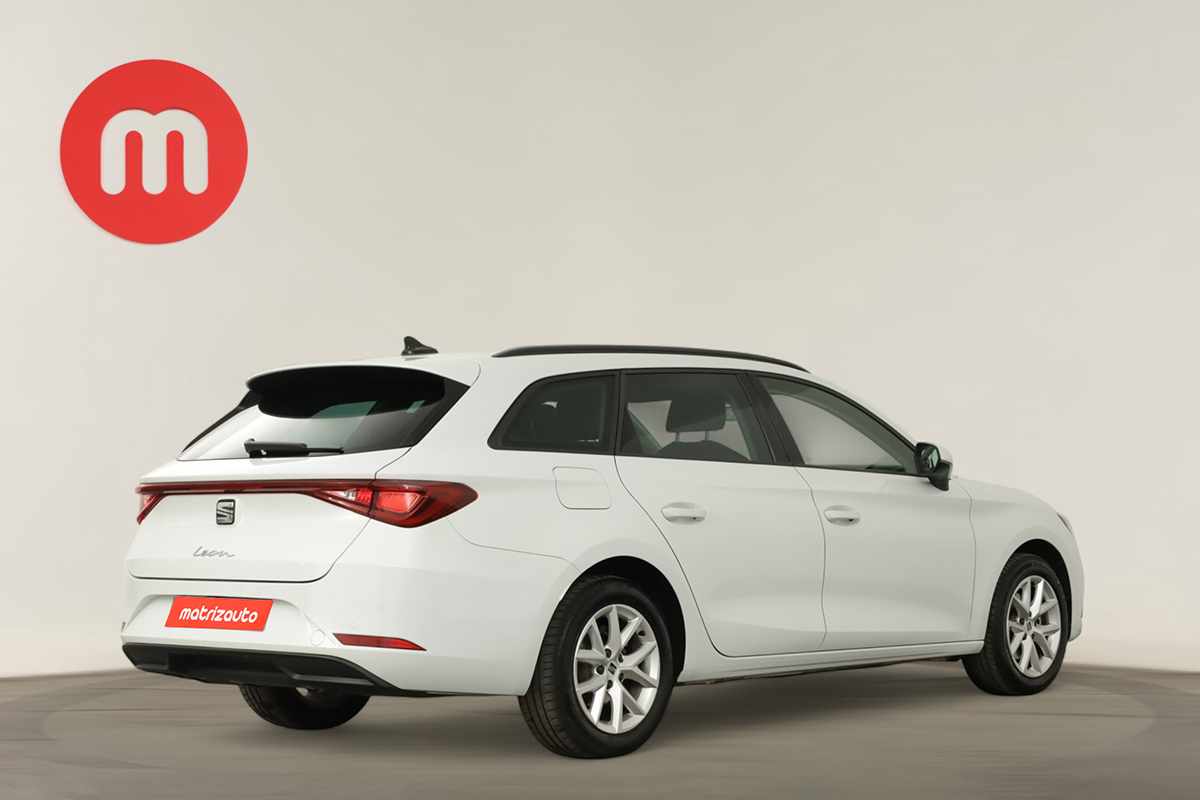 seat-leon-st-2024-gasolina-999cc