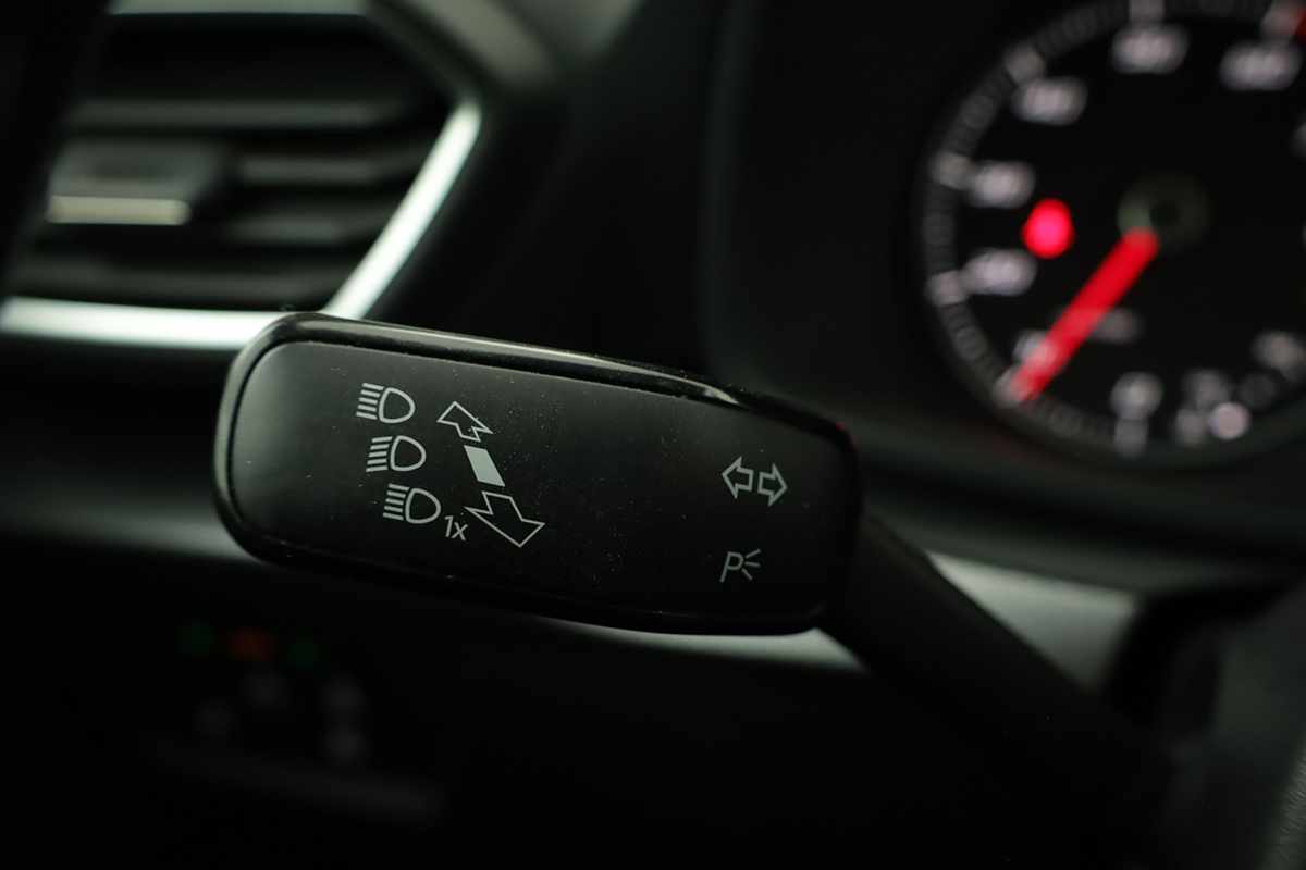 seat-leon-st-2024-gasolina-999cc