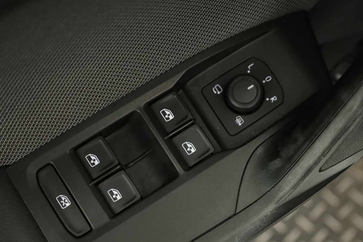 seat-leon-st-2024-gasolina-999cc