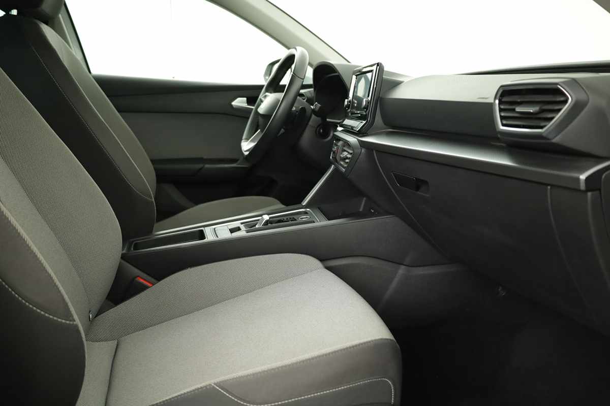 seat-leon-st-2024-gasolina-999cc