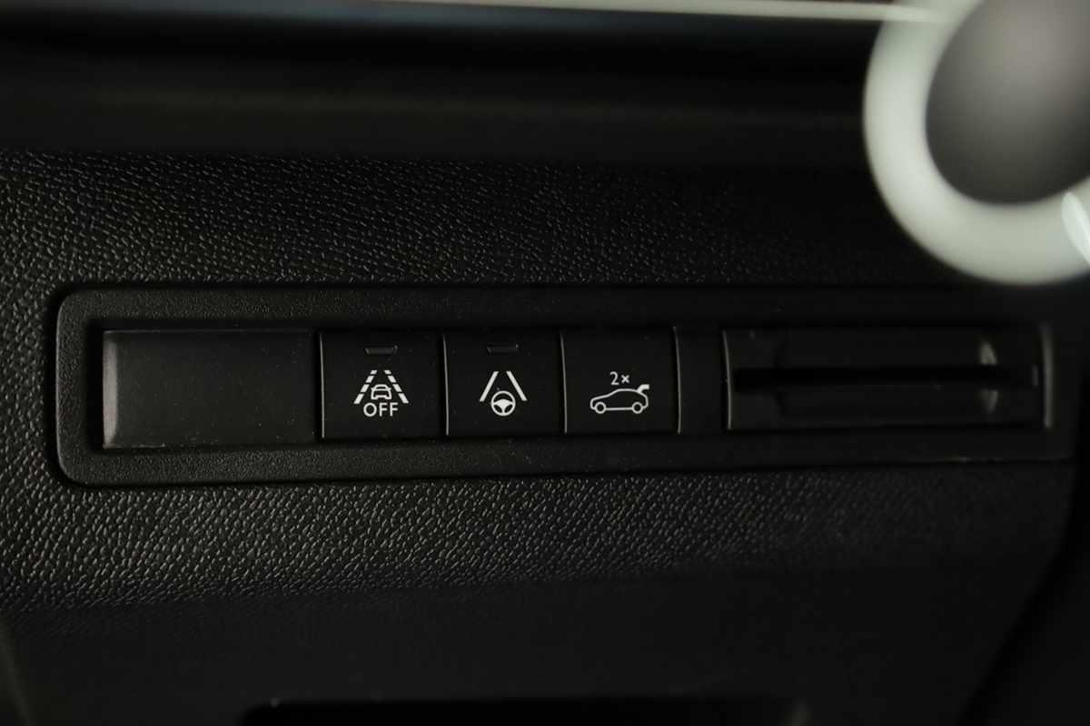 peugeot-3008-2024-gasolina-1199cc