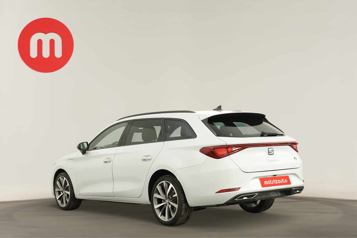 seat-leon-st-2025-hibrido-a-gasolina-1498cc
