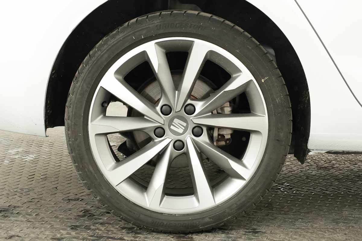 seat-leon-st-2025-hibrido-a-gasolina-1498cc