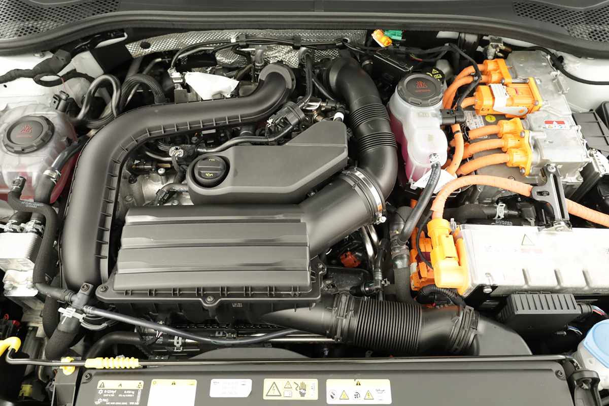 seat-leon-st-2025-hibrido-a-gasolina-1498cc