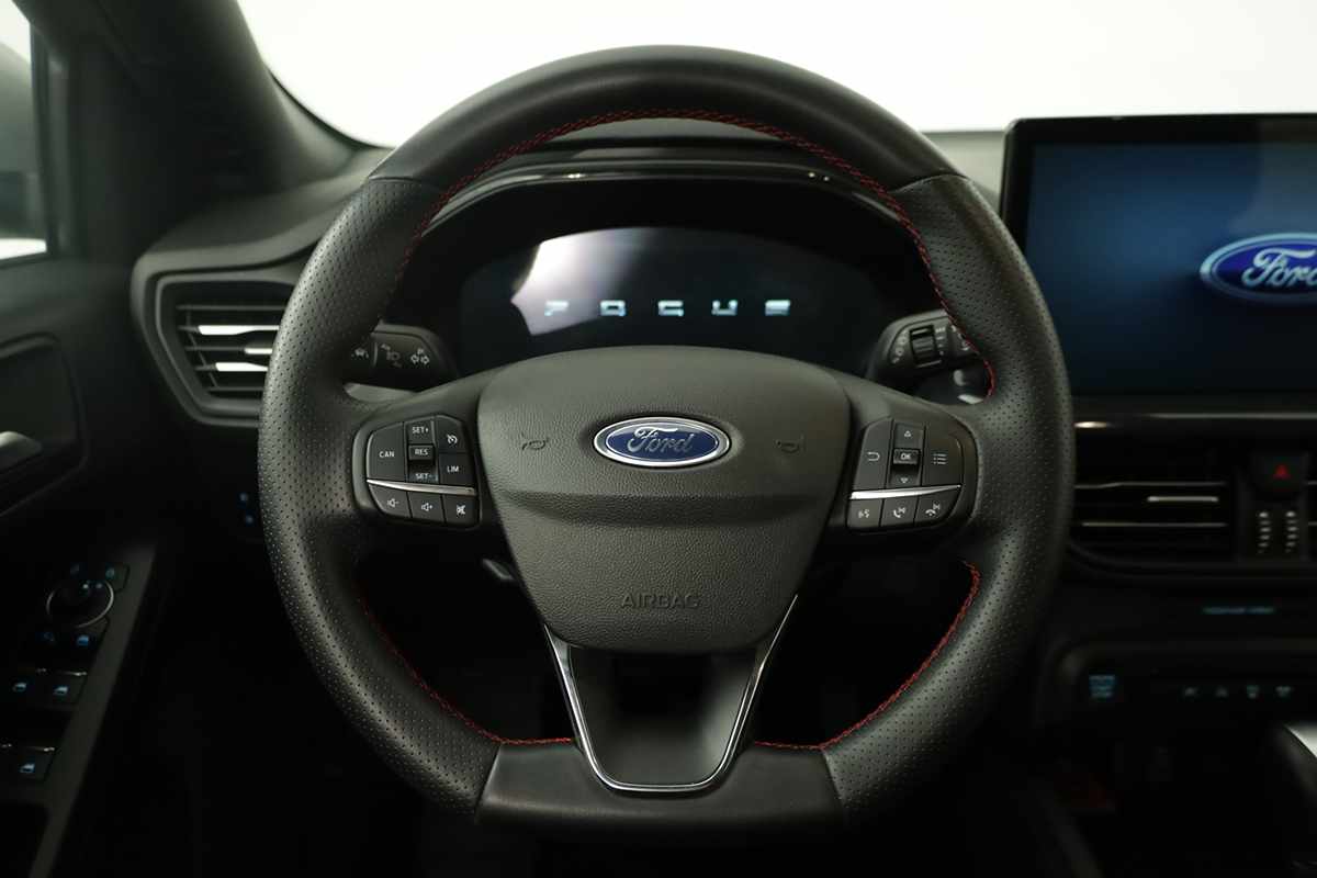 ford-focus-2025-gasolina-998cc